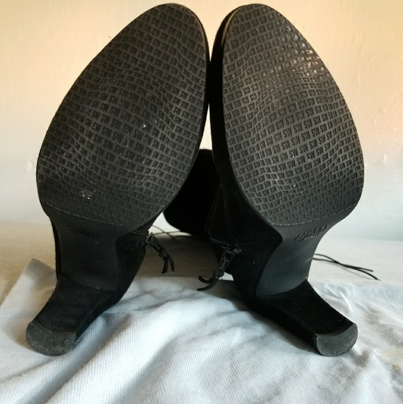 Authentic Stuart Weitzman Lace Me Up Boots - Picture 3 of 6