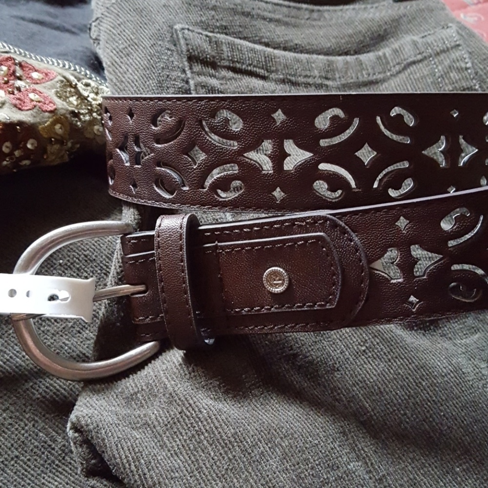 **CLEARANCE** NWT Relic belt size S