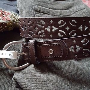 **CLEARANCE** NWT Relic belt size S