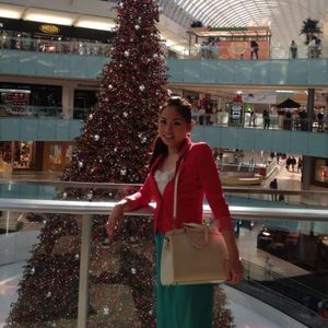 Meet your Posher, Vy