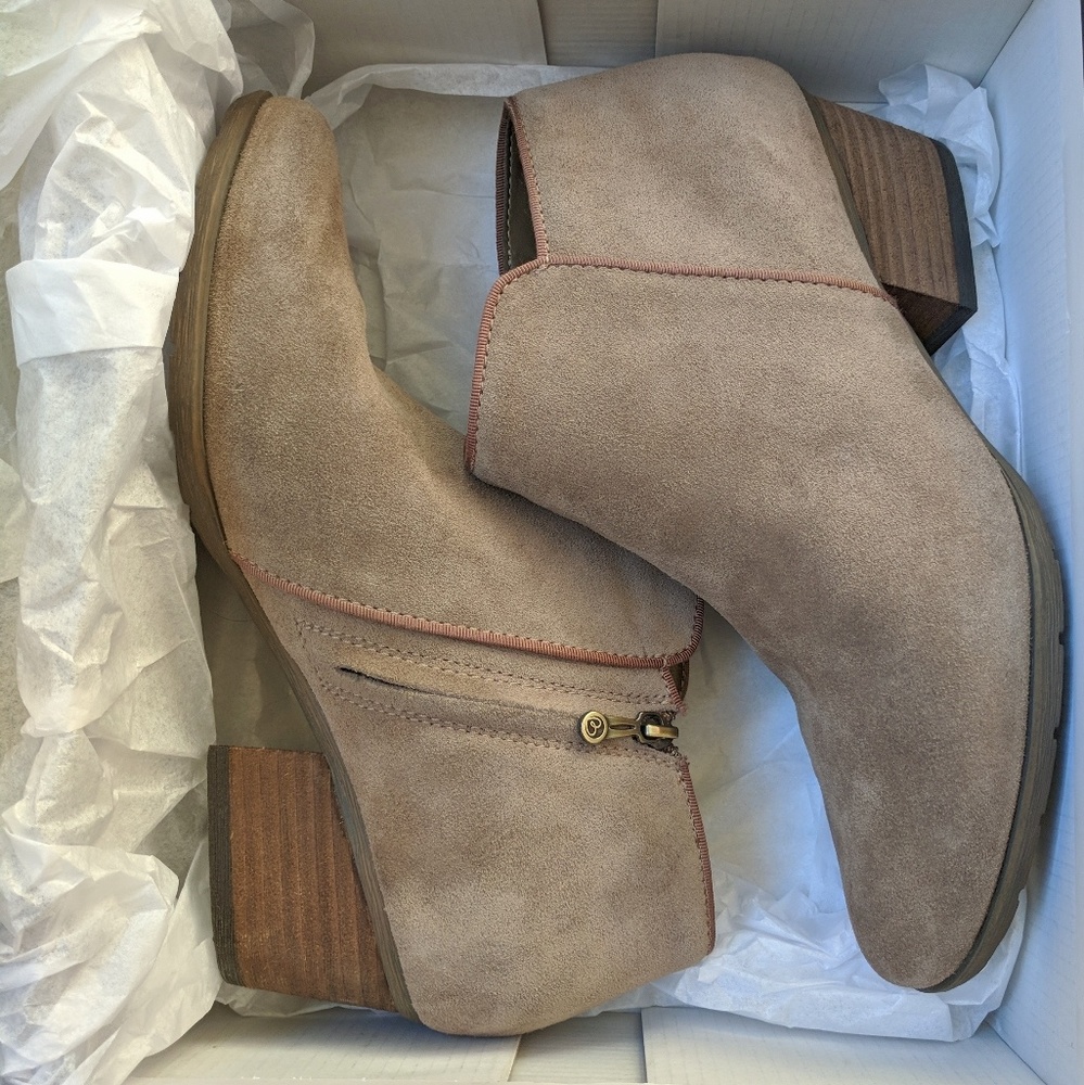 Blondo Villa Booties - Mushroom Gray 9M