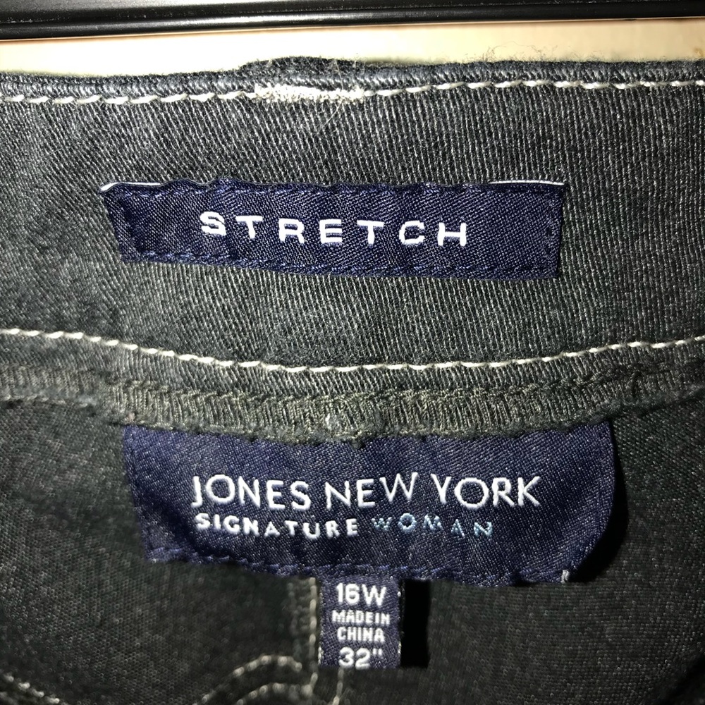 Jones New York stretchy Jeans