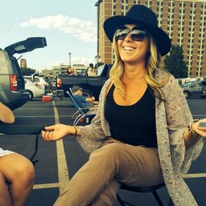 Meet your Posher, Alyssa