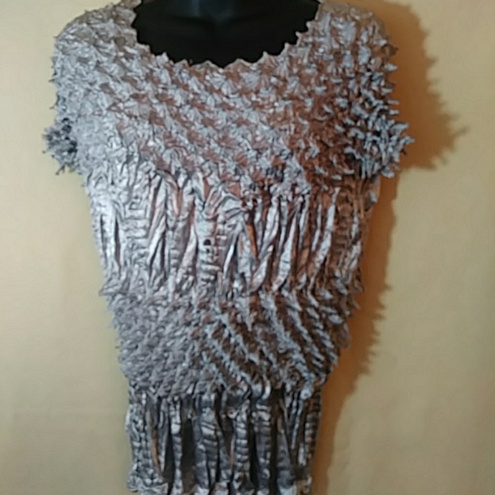 F.C textured silver top - one size fits most