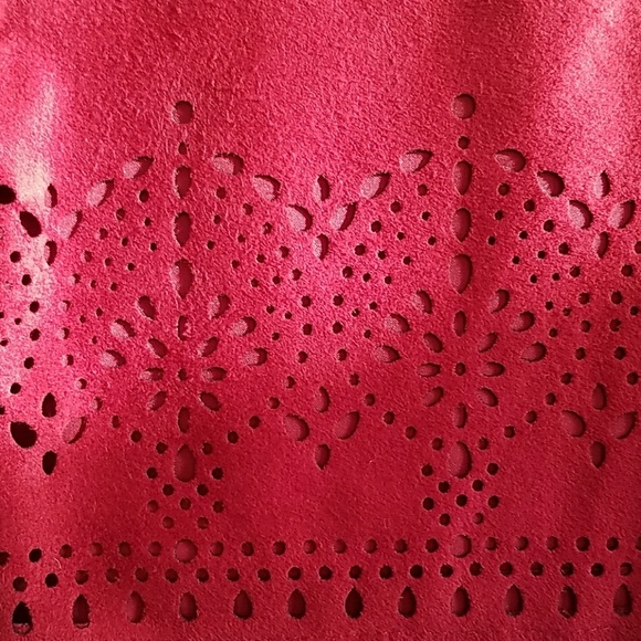 MORE RDUCED NWT Express laser cut mini skirt - Picture 5 of 8