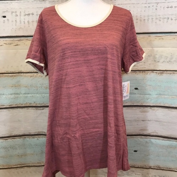 LuLaRoe Tops - LuLaRoe Classic T size 2XL Nwt