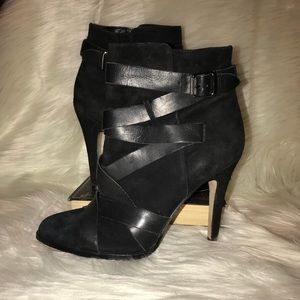 Sam Edelman “Vanna” Black Suede, Heeled Bootie!