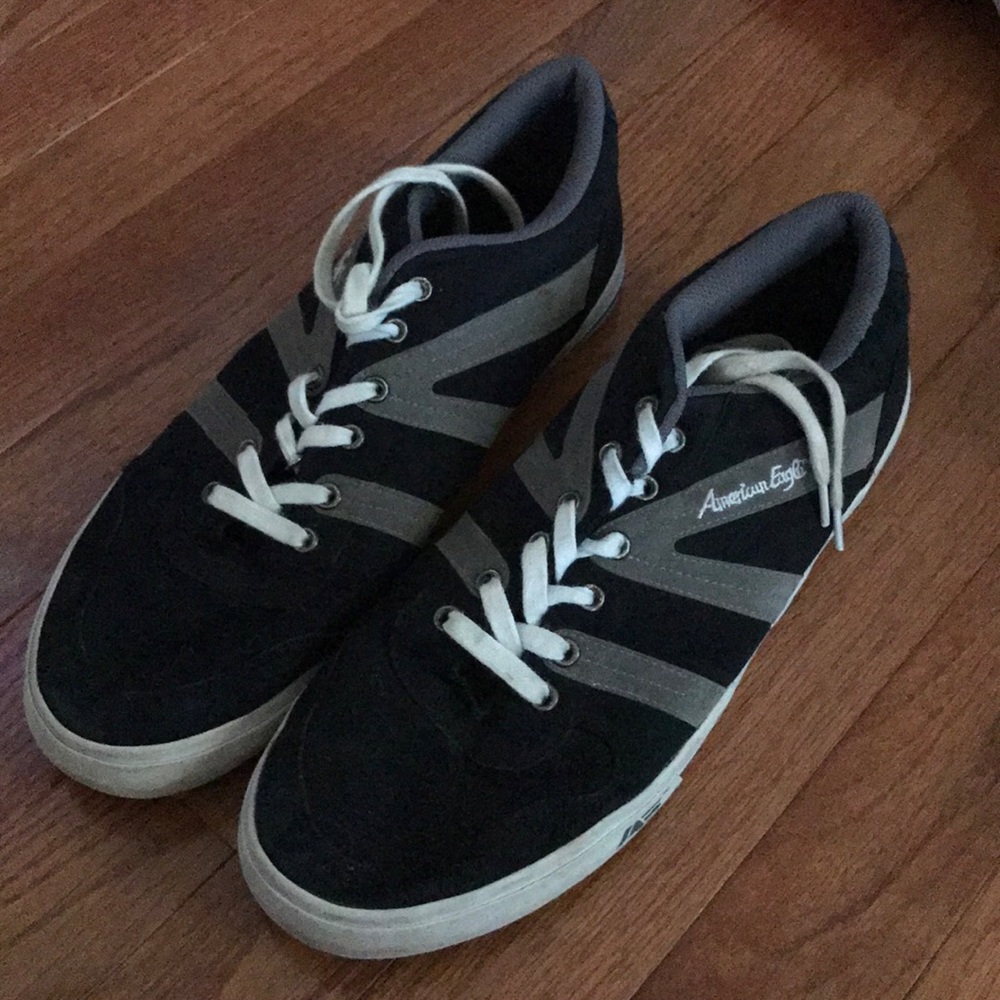 American Eagle shoes size 9 US