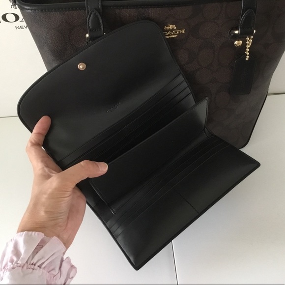 🍀Authentic Coach ZIP Top Tote With Wallet NWT. - Picture 4 of 8