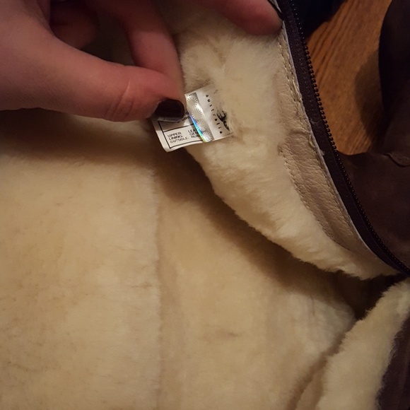 Brown buckle Uggs - Picture 4 of 6