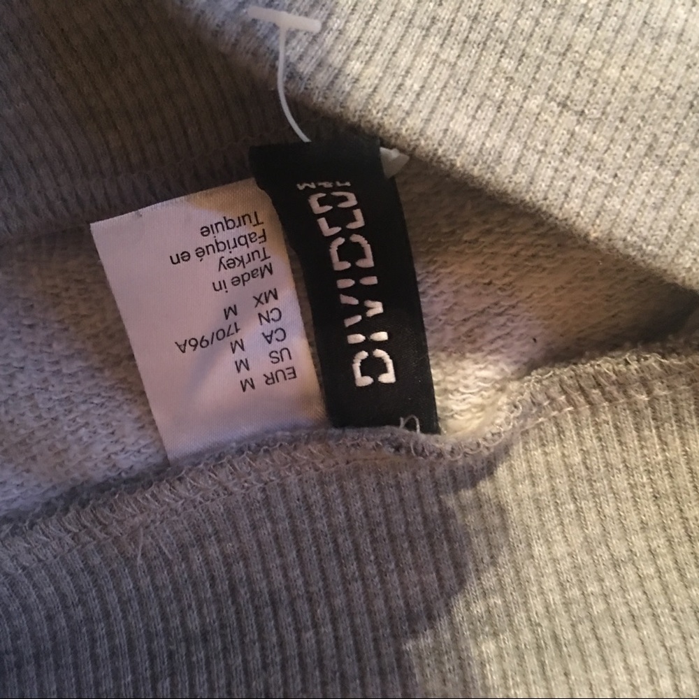 Sweater - Picture 2 of 2