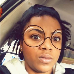 Meet your Posher, Cathy