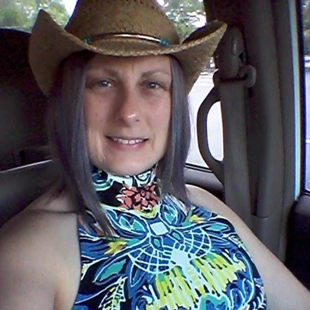 Meet your Posher, Tennille