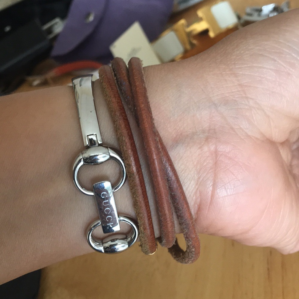 Authentic Gucci Silver Bangle Watch - image 5