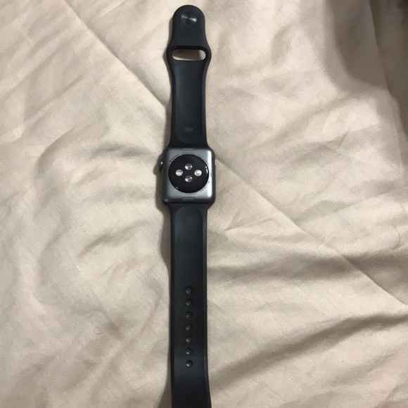 Apple Watch - Picture 2 of 4