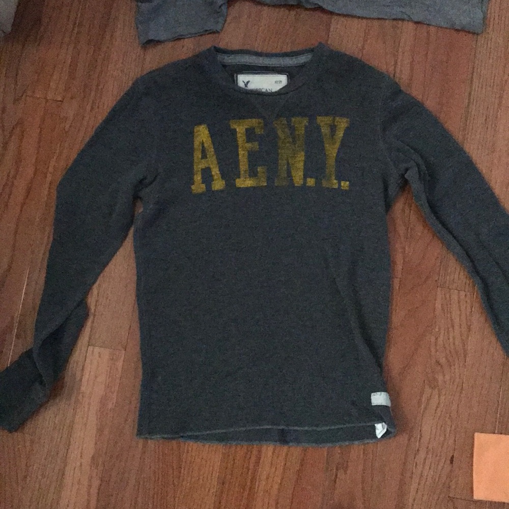 American Eagle long sleeve