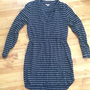 Gap long sleeve navy and white print dress