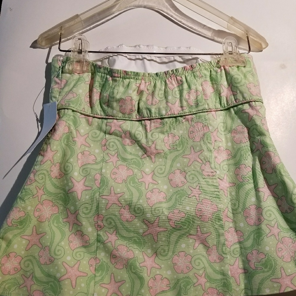 Vineyard Vines strapless top. - Picture 2 of 4