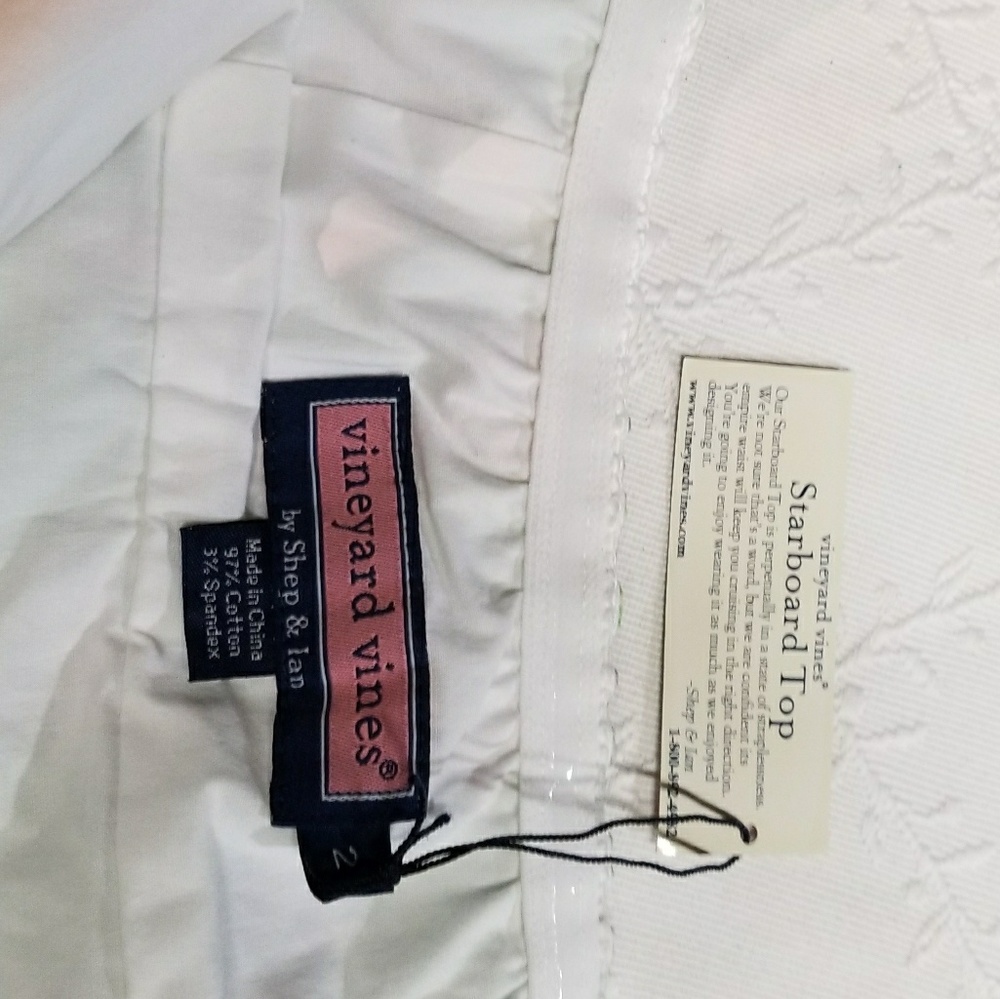 Vineyard Vines strapless top. - Picture 4 of 4