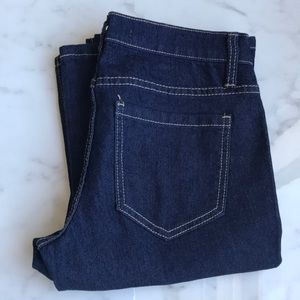 NWOT Forever 21 Bellbottom Dark Blue Jeans