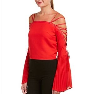 Gracia Pleated Cuff Blouse