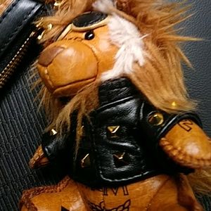 Meet your Posher, Christa