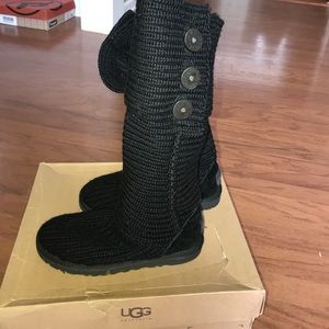 Authentic knitted Uggs