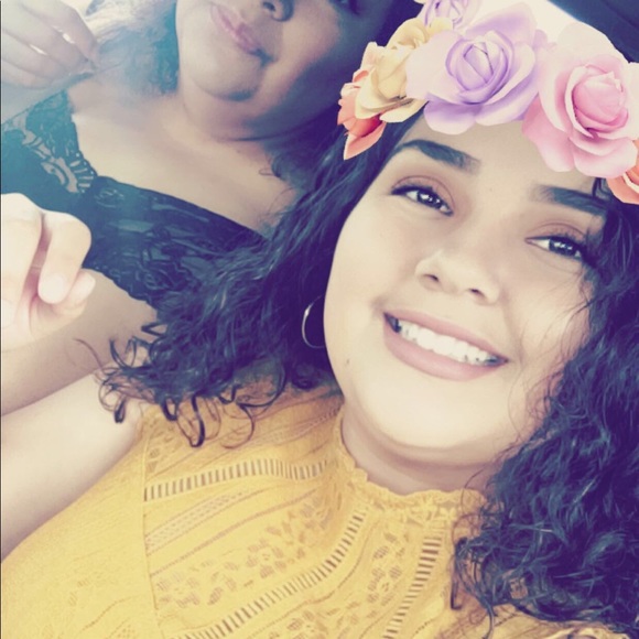 Meet your Posher, Itxel - Picture 1 of 1