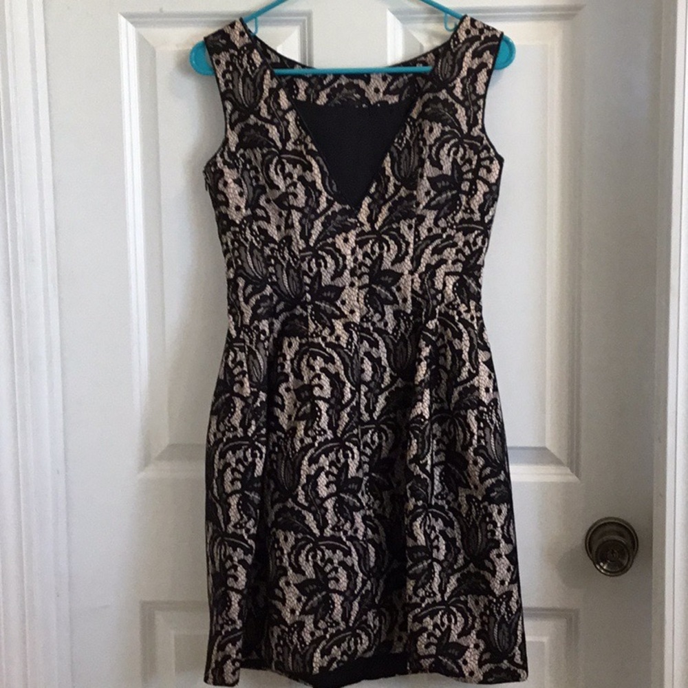 Zara dress - Picture 4 of 8