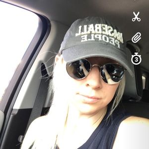 Meet your Posher, Devon