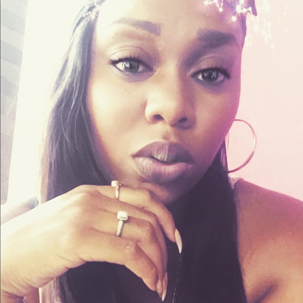 Meet your Posher, Shaquetta