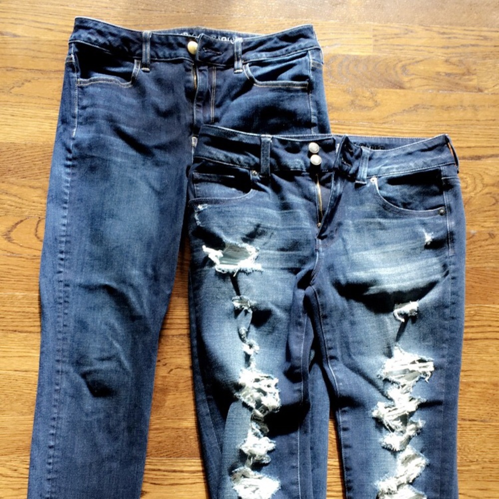 Steal a Deal! Two Pairs of American Eagle Jeans
