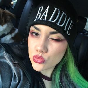 Baddie beanie - bad bitch