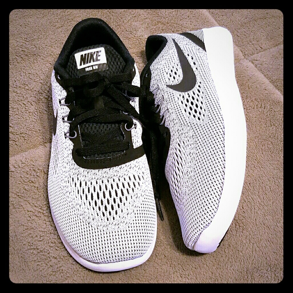 Nike FREE RN