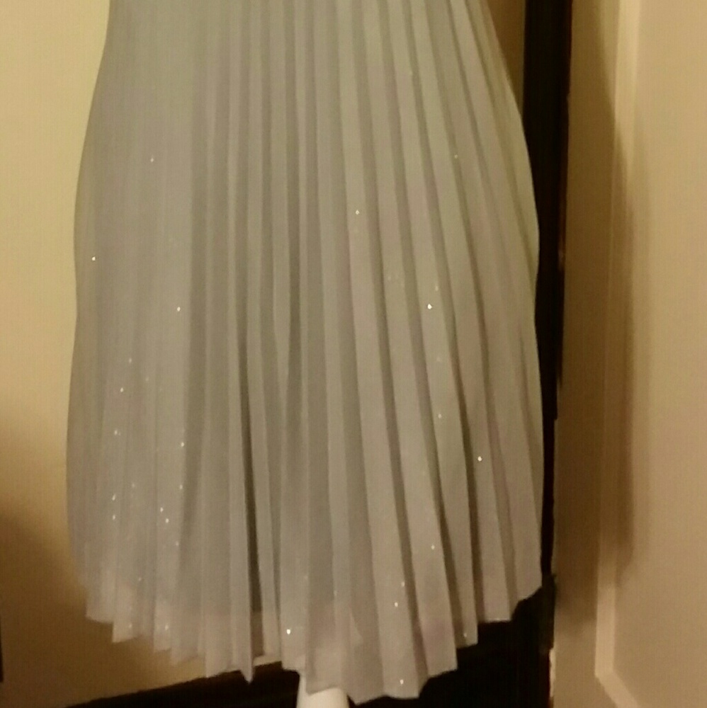 Beautiful cocktail dress silver sparkle dress - Picture 2 of 3