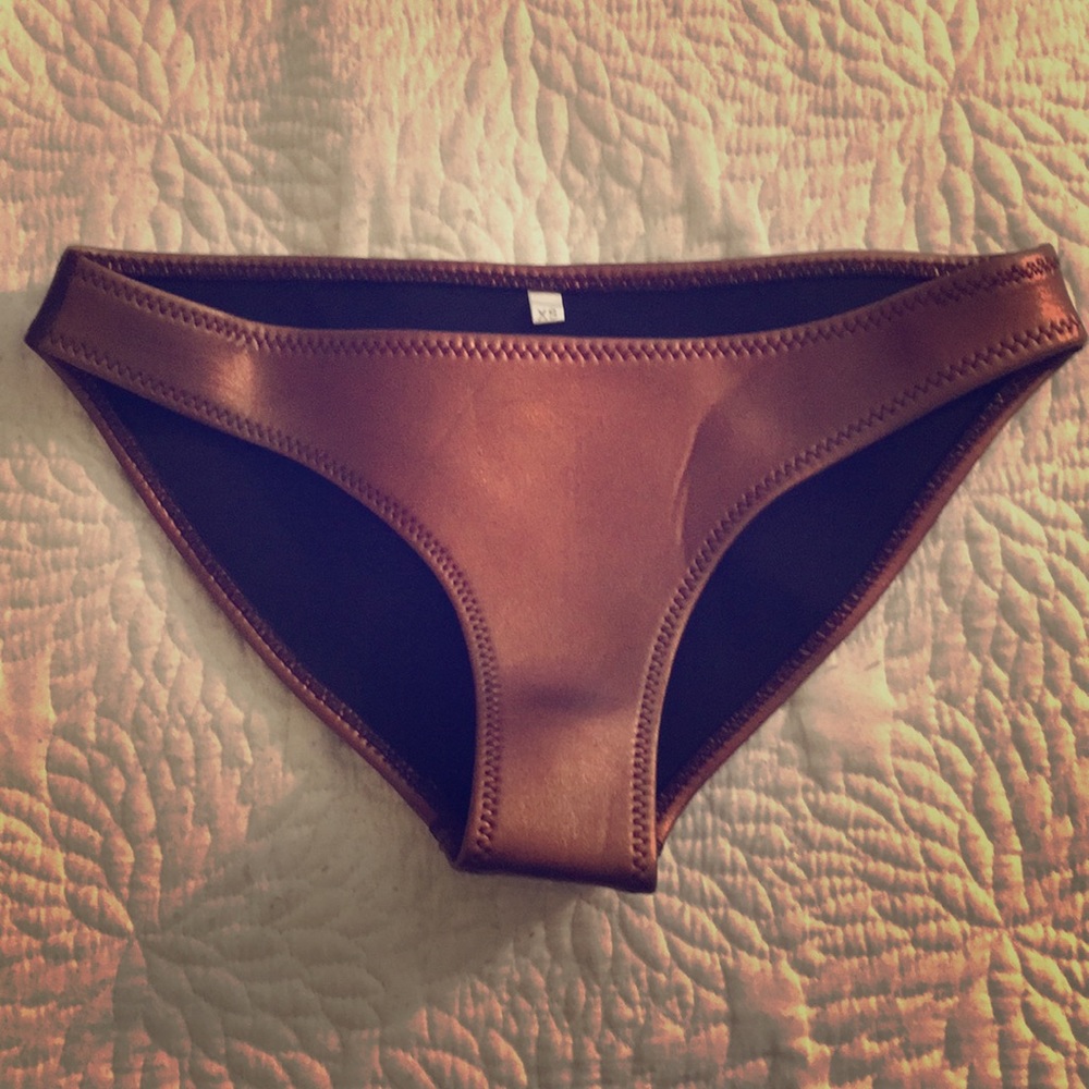 Triangl swimwear bikini bottom  (x-small)