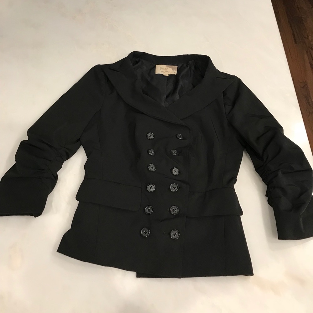 Elizabeth and James black button top 3/4 jacket
