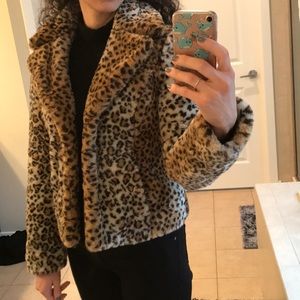 Faux fur leopard jacket