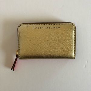 Marc Jacobs small zip credit card/coin wallet