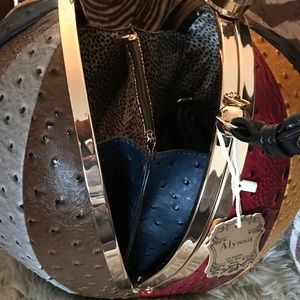 Multicolor Round Purse!