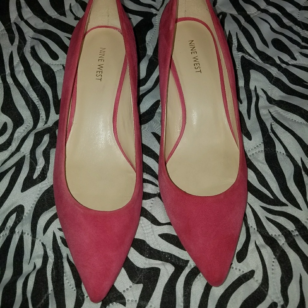 Nine West Xeena 2" pointy toe kitten heel pumps