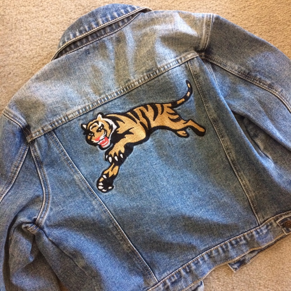 Tiger Embroidered Denim Jacket NWT