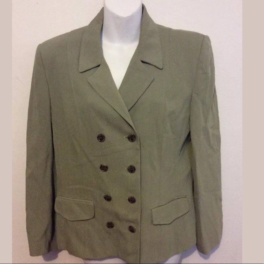 Burberrys Sport Coat Size 10 Light Green