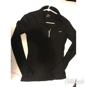 Semi-Fitted Active Top