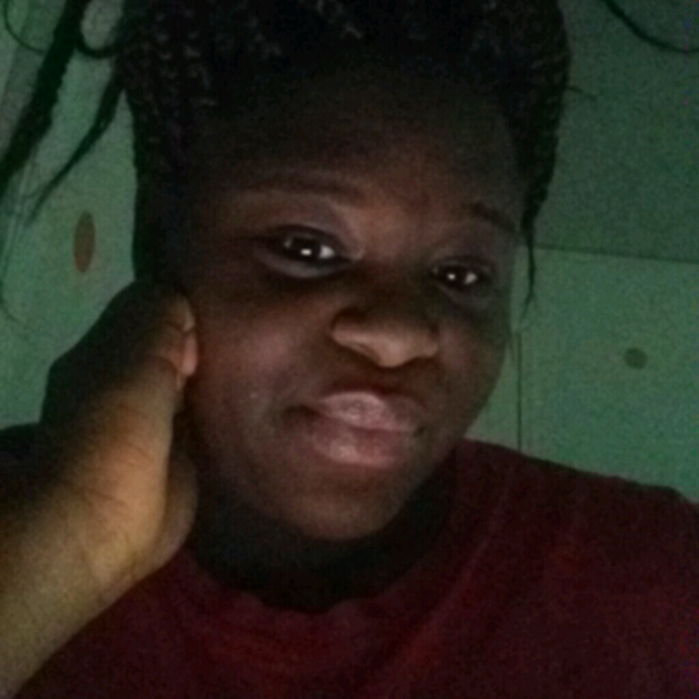 Meet your Posher, Ayana