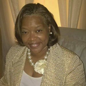 Meet your Posher, Elana