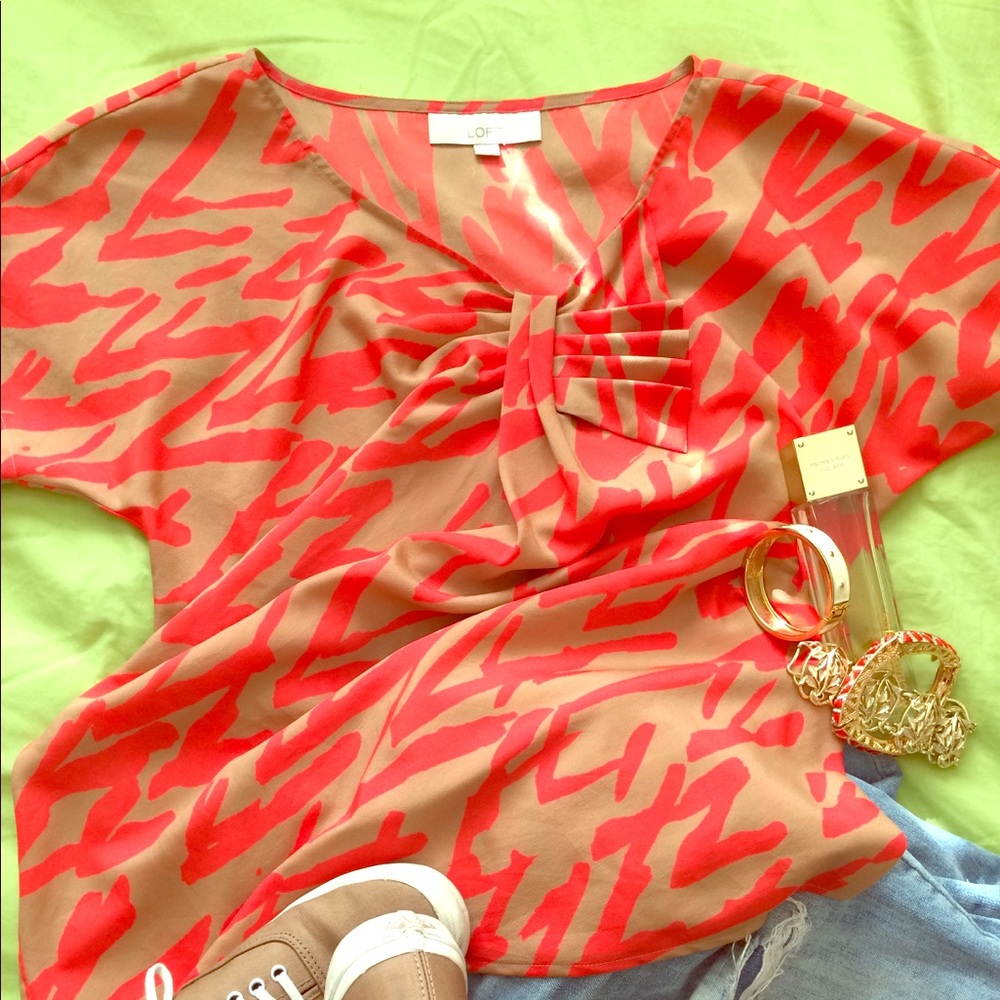 🤩LOFT Blouse DONATING SATURDAY
