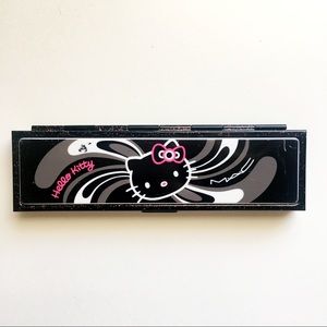 MAC Hello Kitty Eyeshadow-Too Dolly