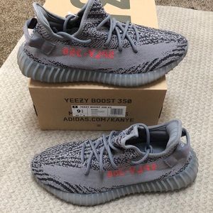 Men’s 9.5 Yeezy Beluga 2.0