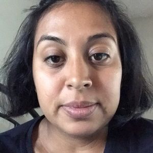 Meet your Posher, Leslie